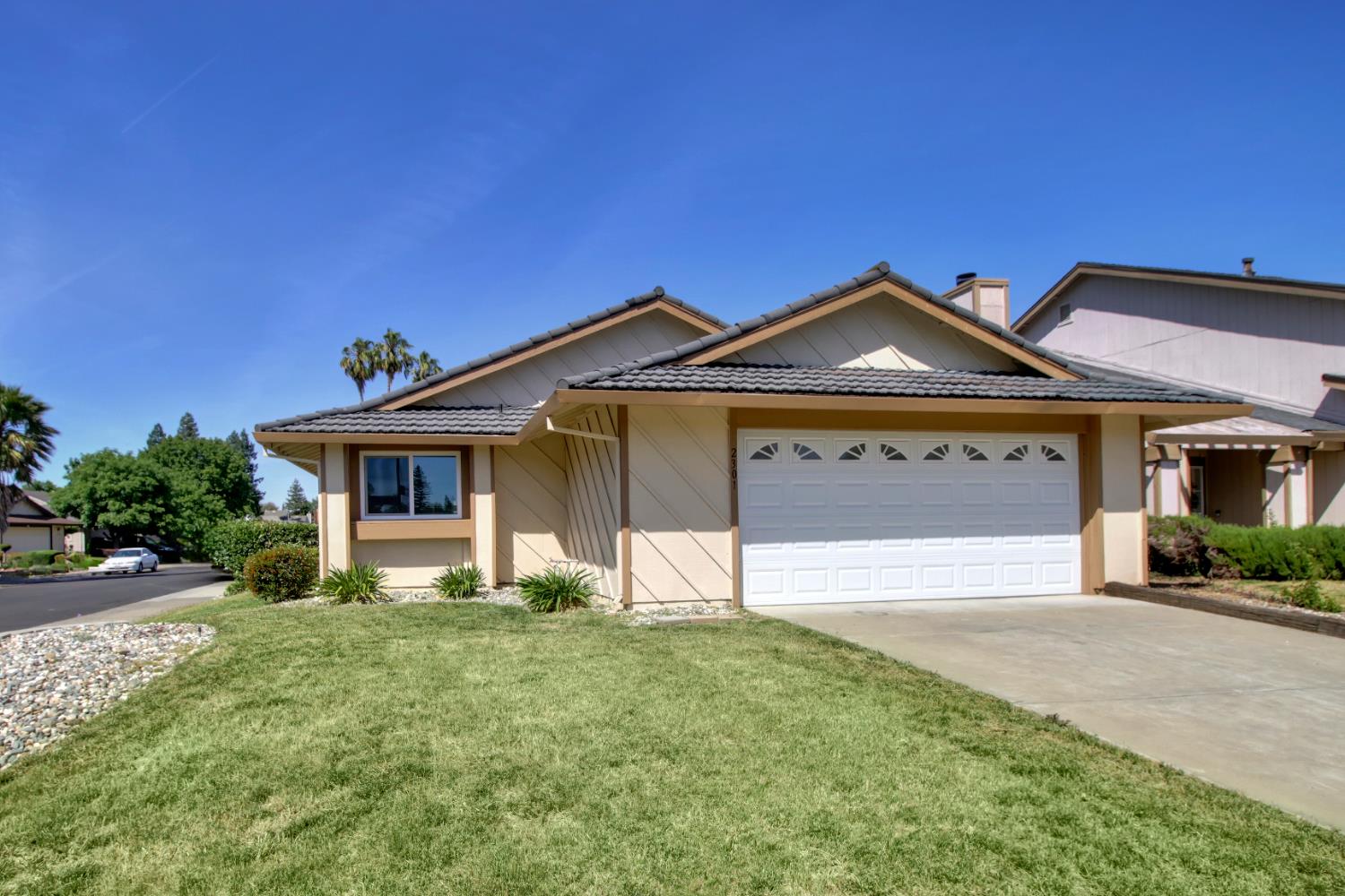 Detail Gallery Image 46 of 48 For 2301 Walnut Grove Way, Rancho Cordova,  CA 95670 - 3 Beds | 2 Baths