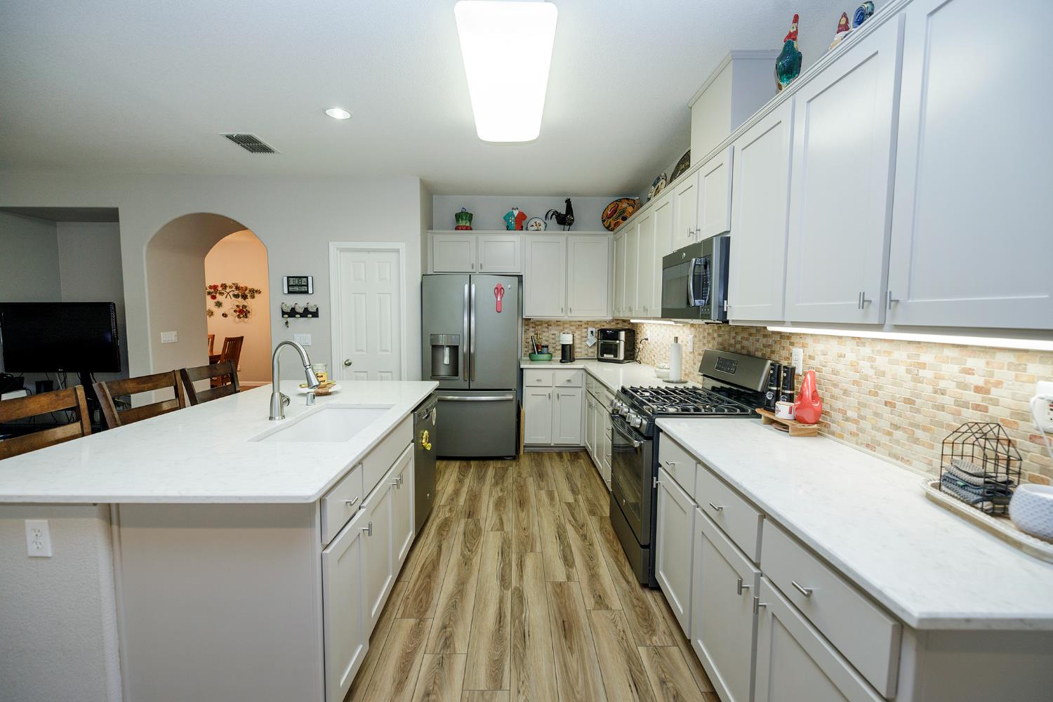 Detail Gallery Image 28 of 67 For 4157 Enclave Dr, Turlock,  CA 95382 - 4 Beds | 3 Baths