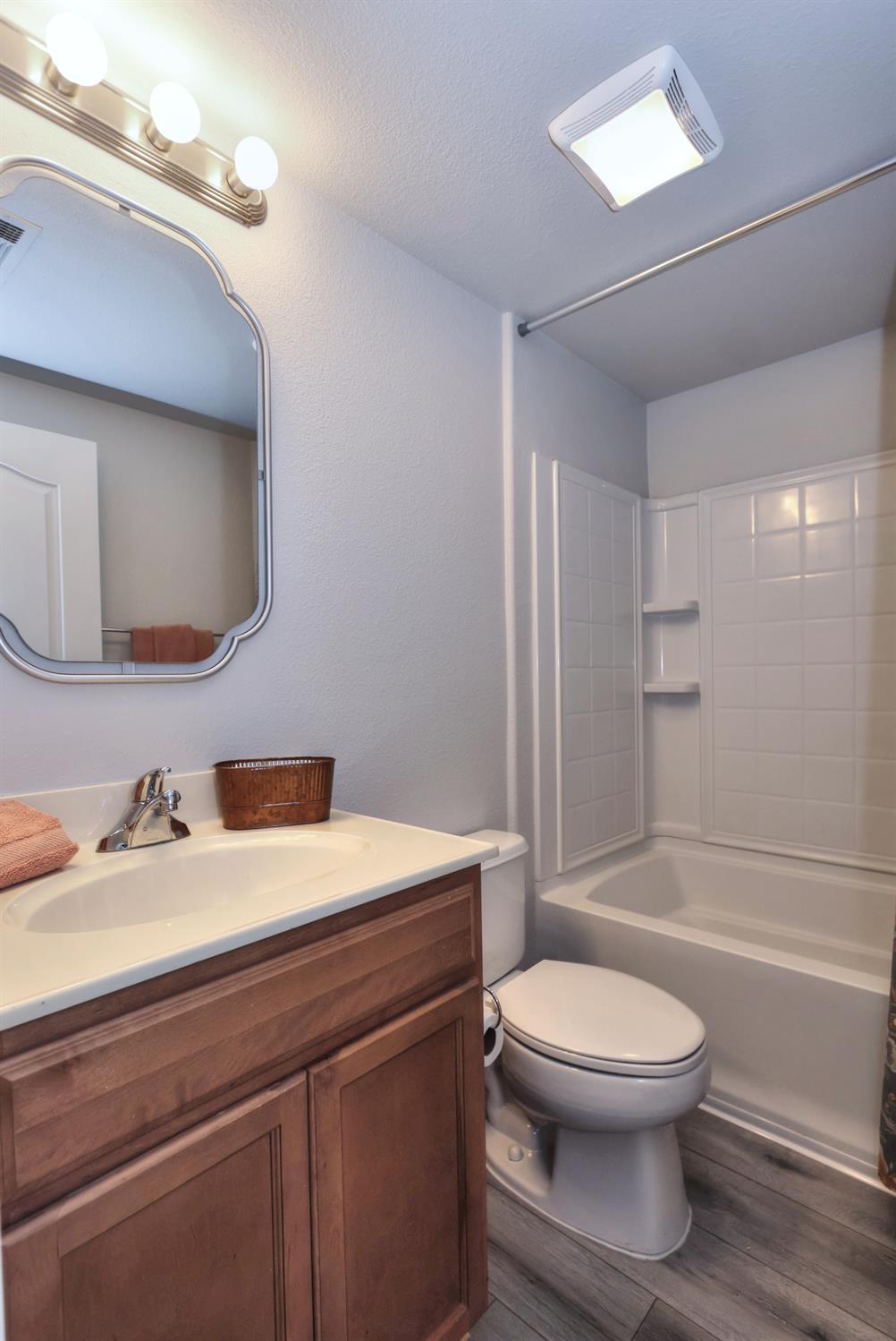 Photo #26: 225039412 Listing: Photo #26