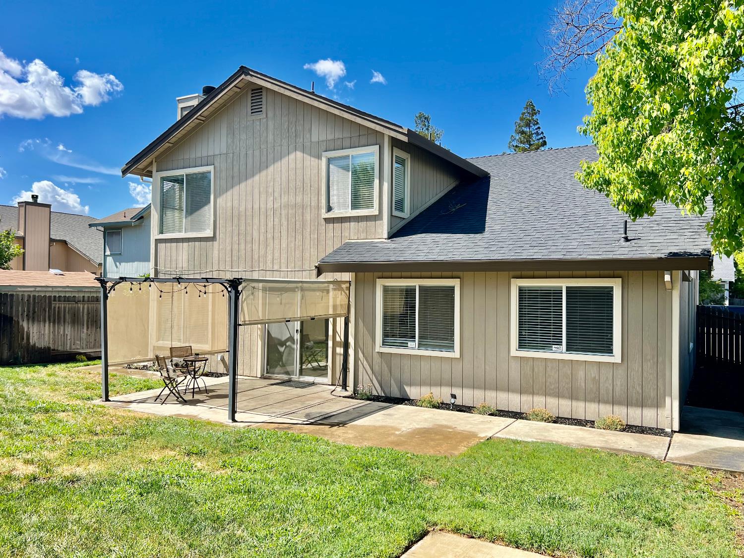 Detail Gallery Image 45 of 48 For 3842 Hunters Glen Pl, Antelope,  CA 95843 - 4 Beds | 3 Baths
