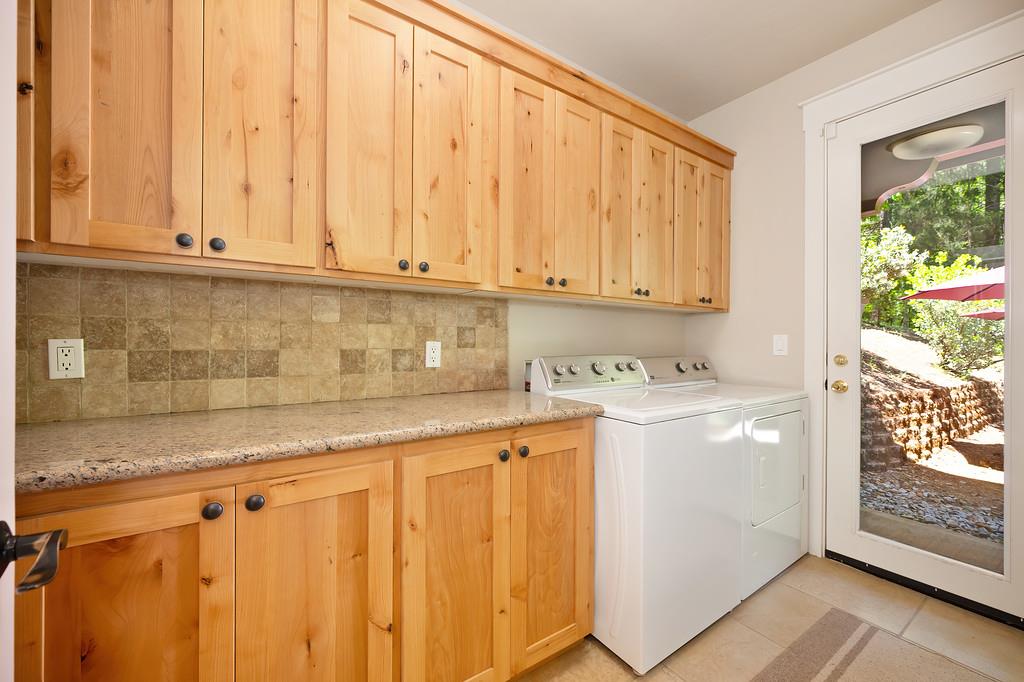 Detail Gallery Image 34 of 92 For 5321 Slalom Ln, Pollock Pines,  CA 95726 - 3 Beds | 2/1 Baths