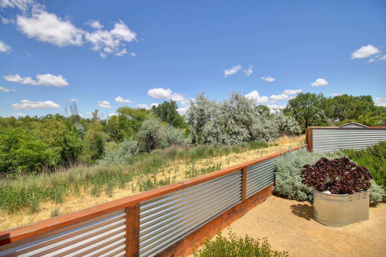 Detail Gallery Image 46 of 52 For 135 Luz Pl, Davis,  CA 95616 - 2 Beds | 2 Baths