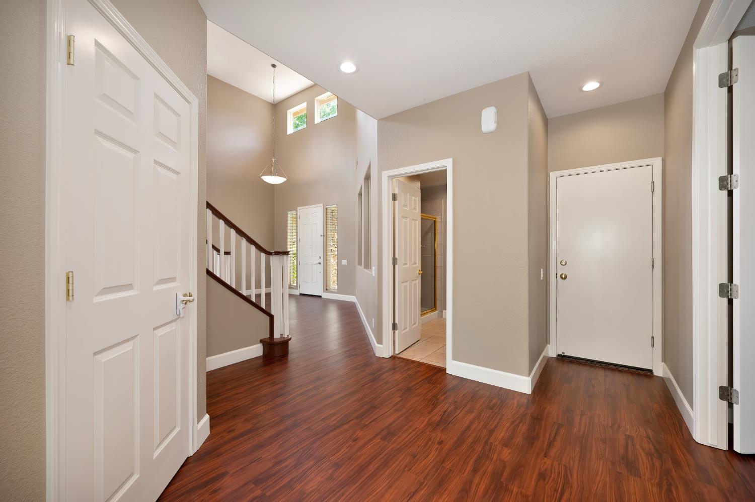 Detail Gallery Image 25 of 52 For 4001 Ironwood Dr, El Dorado Hills,  CA 95762 - 5 Beds | 3 Baths
