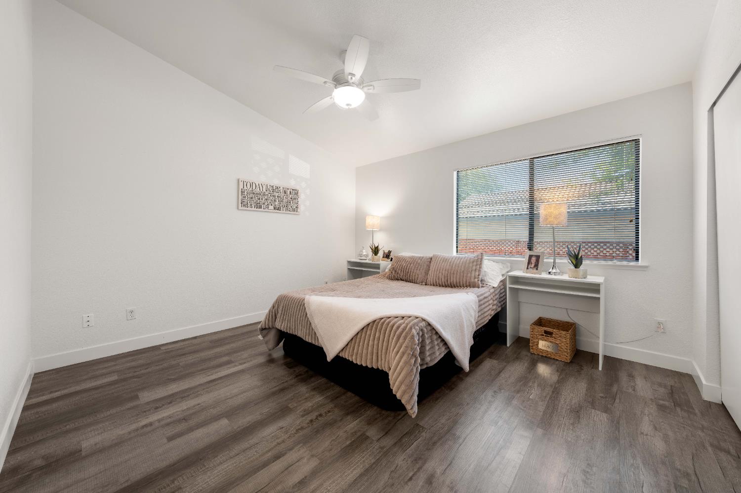 Detail Gallery Image 16 of 31 For 8082 Forest Glen Way, Citrus Heights,  CA 95610 - 3 Beds | 2 Baths