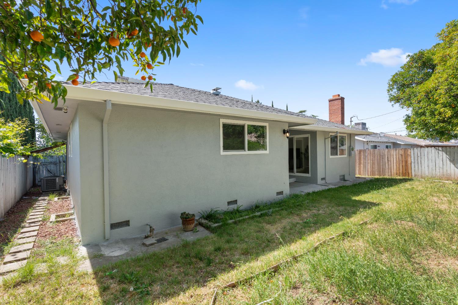 Detail Gallery Image 32 of 38 For 7477 21st St, Sacramento,  CA 95822 - 3 Beds | 2 Baths