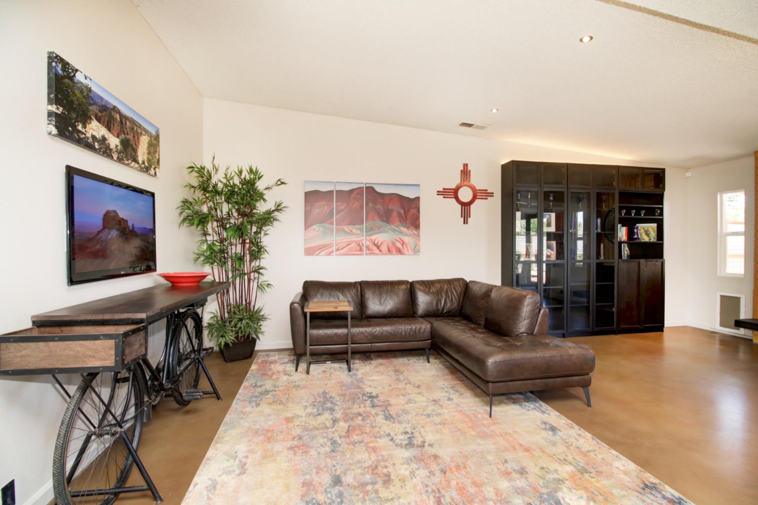 Detail Gallery Image 9 of 52 For 135 Luz Pl, Davis,  CA 95616 - 2 Beds | 2 Baths
