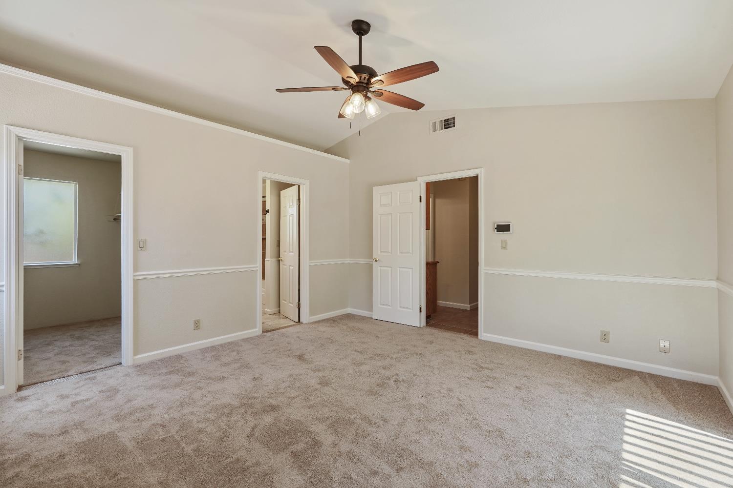Detail Gallery Image 33 of 61 For 6001 Laguna Villa Way, Elk Grove,  CA 95758 - 3 Beds | 2 Baths