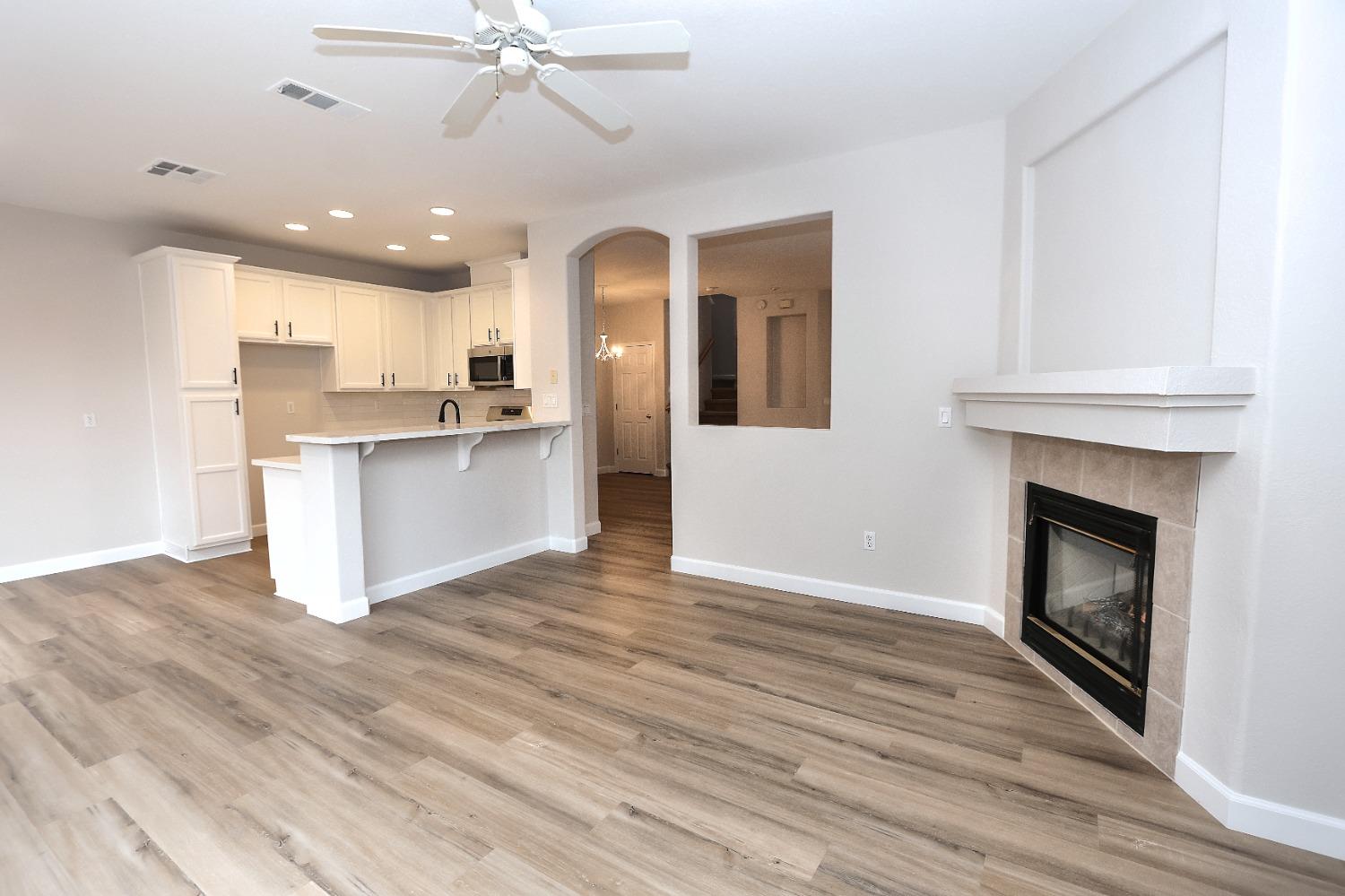 Photo #18: 225063611 Listing: Photo #18