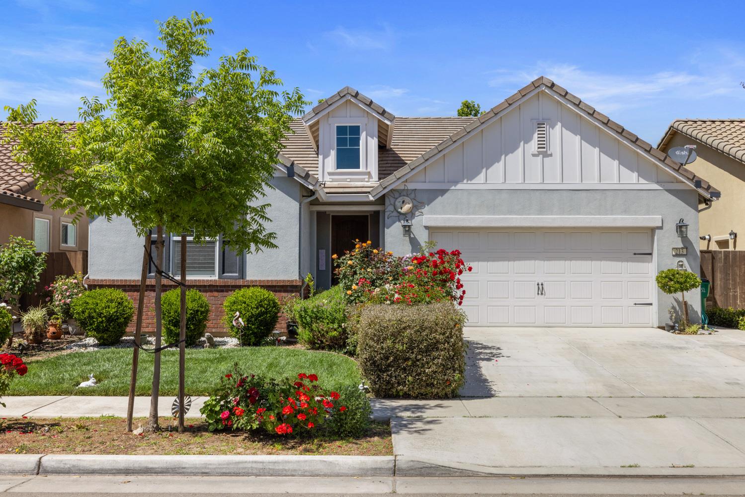Detail Gallery Image 2 of 35 For 213 Isabella Dr, Lodi,  CA 95240 - 3 Beds | 2 Baths