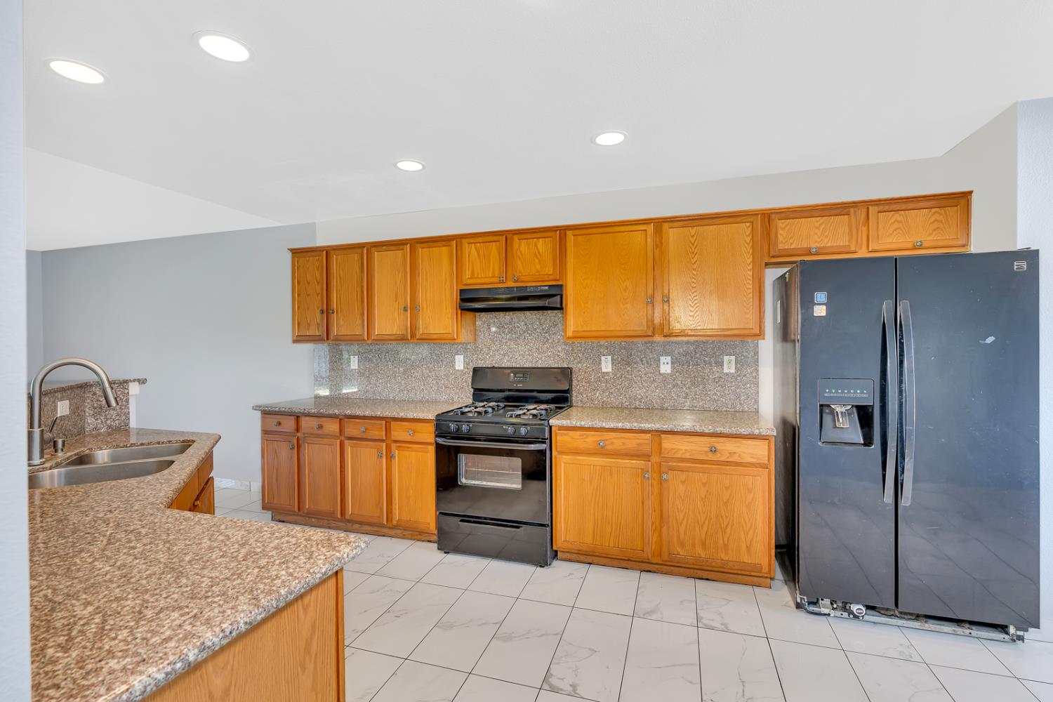 Widgeon Court, Los Banos, California image 14
