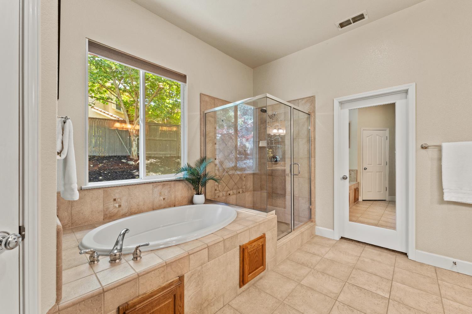 Esatto Place, El Dorado Hills, California image 23