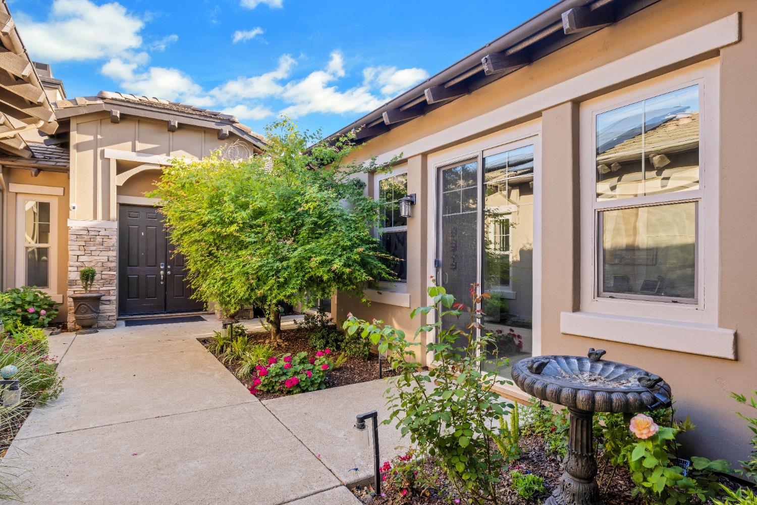 Detail Gallery Image 6 of 62 For 3981 Monteverde Dr, Lincoln,  CA 95648 - 4 Beds | 2/2 Baths
