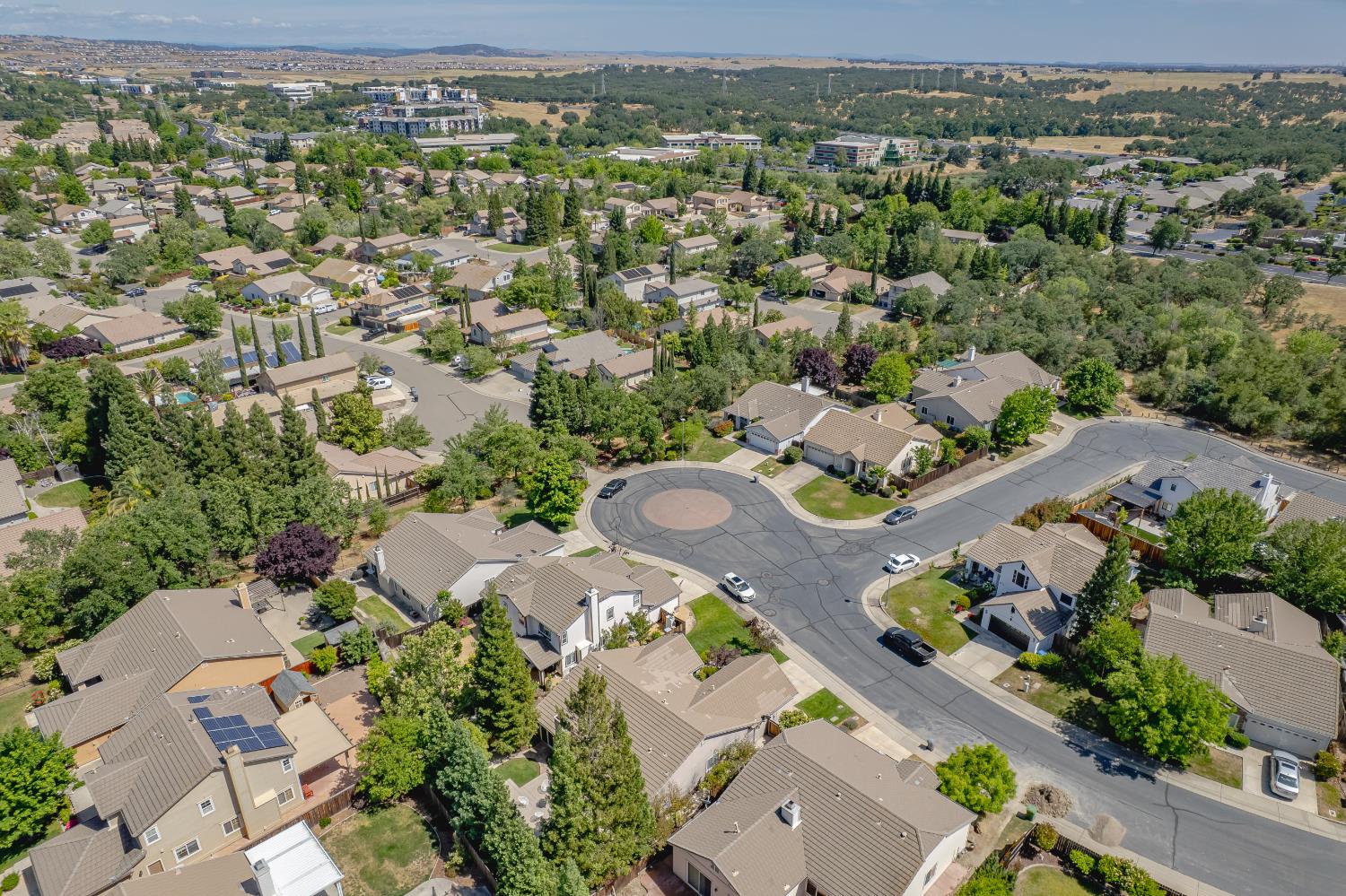 Detail Gallery Image 42 of 44 For 1014 Thompson Cir, Folsom,  CA 95630 - 4 Beds | 2 Baths
