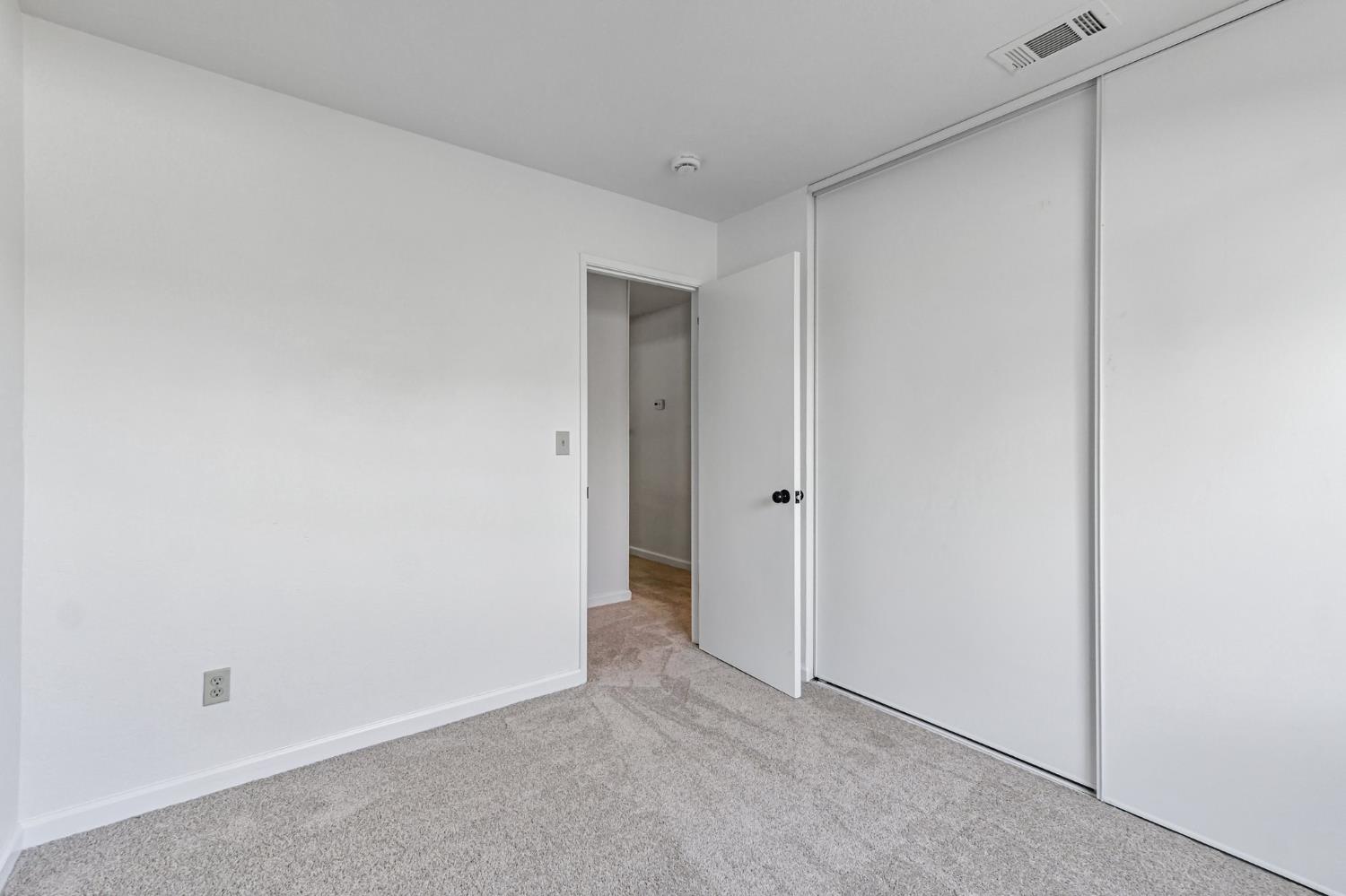 Detail Gallery Image 41 of 52 For 4046 S Royal Links Cir, Antioch,  CA 94509 - 4 Beds | 2 Baths