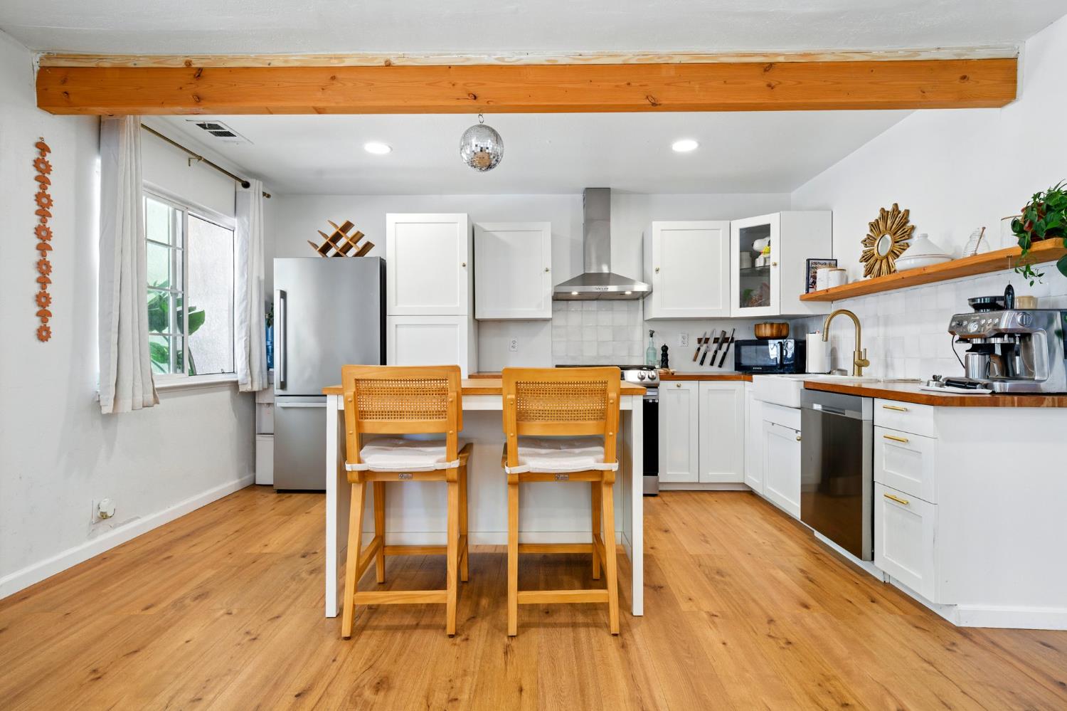 Detail Gallery Image 8 of 26 For 2357 E Euclid Ave, Stockton,  CA 95205 - 2 Beds | 2 Baths