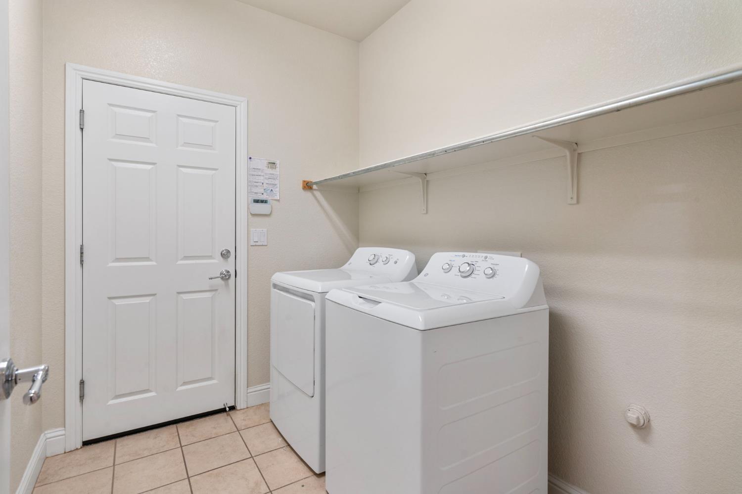 Detail Gallery Image 22 of 59 For 1587 Maple Valley St, Manteca,  CA 95336 - 2 Beds | 2 Baths