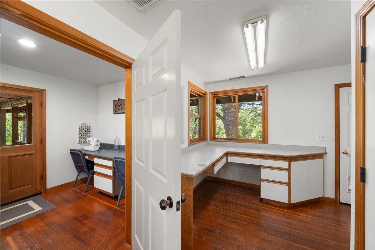 Detail Gallery Image 31 of 63 For 21925 Sandstone Way, Foresthill,  CA 95631 - 3 Beds | 3 Baths