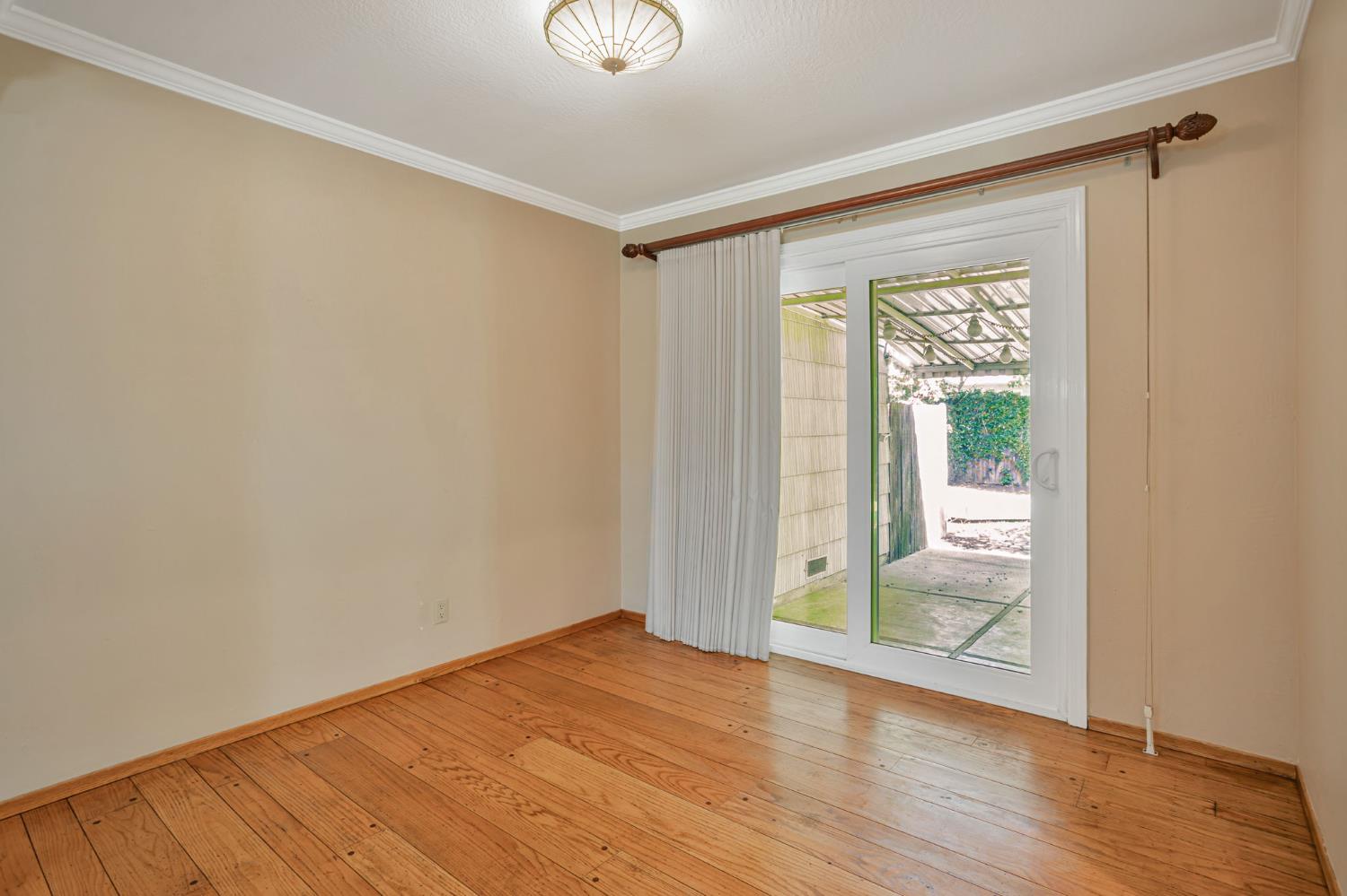 Detail Gallery Image 14 of 42 For 3005 La via Way, Sacramento,  CA 95825 - 4 Beds | 2 Baths