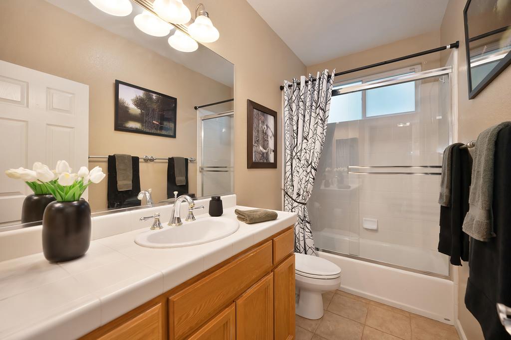 Detail Gallery Image 23 of 62 For 24643 Camelia Way, Auburn,  CA 95602 - 4 Beds | 2 Baths