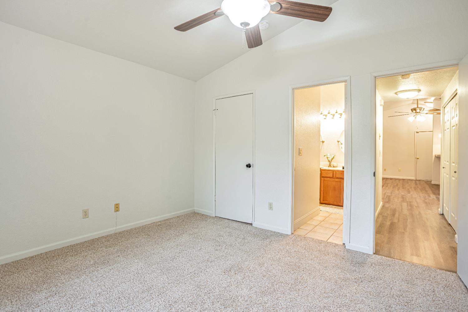 Hidalgo Circle, Roseville, California image 19