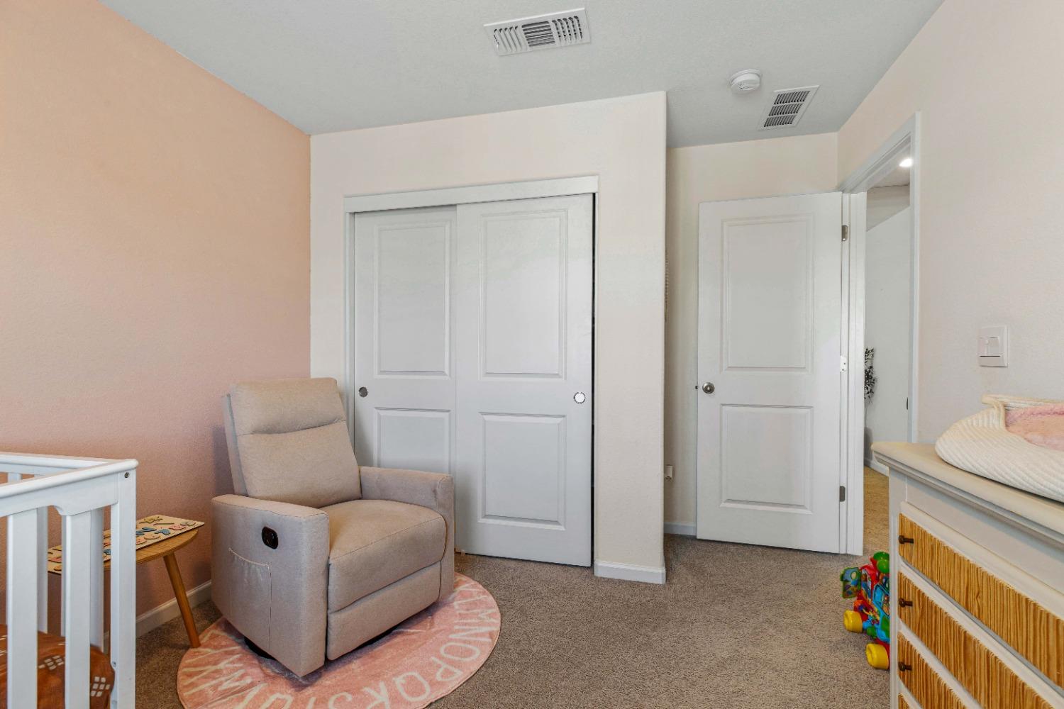Detail Gallery Image 22 of 50 For 450 Rainbow Falls Ln, Manteca,  CA 95337 - 3 Beds | 2/1 Baths