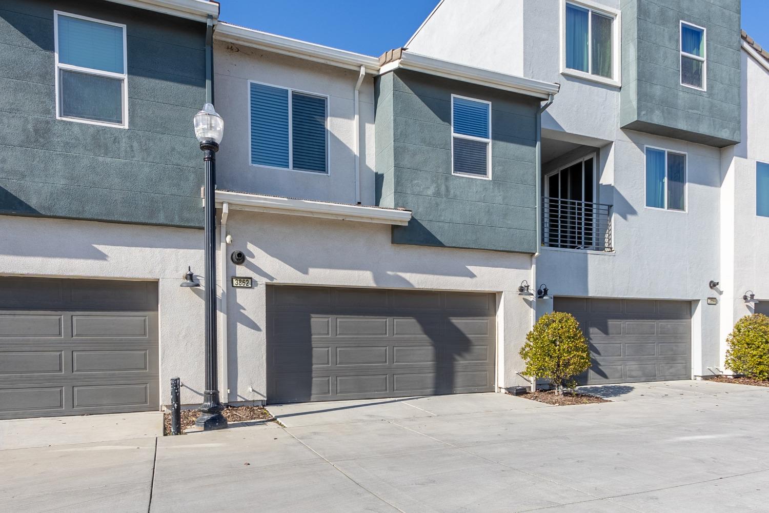 Detail Gallery Image 26 of 34 For 3862 Commerce Way, Sacramento,  CA 95834 - 3 Beds | 2/1 Baths