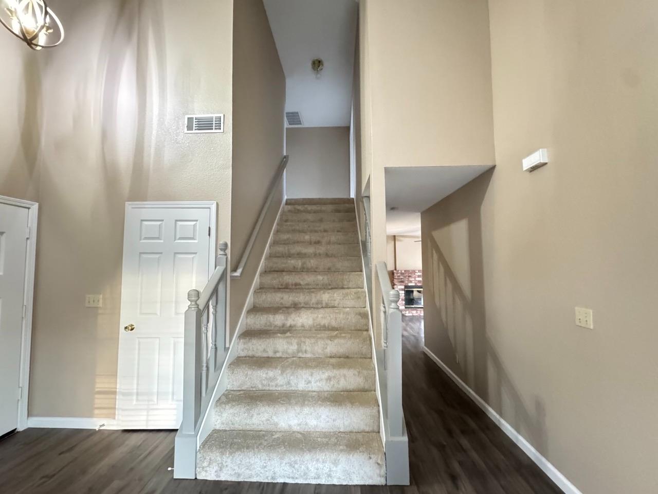 Detail Gallery Image 17 of 38 For 2232 Ne Manitoba Ct, Modesto,  CA 95356 - 3 Beds | 2/1 Baths