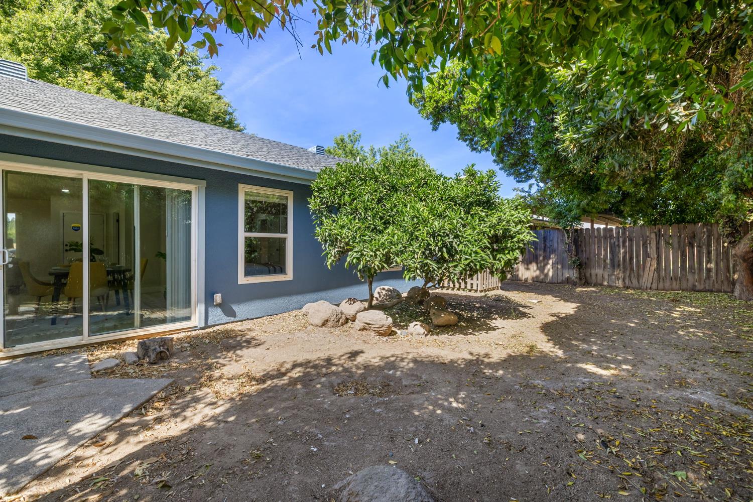 Detail Gallery Image 43 of 43 For 1240 Chuckwagon Dr, Sacramento,  CA 95834 - 3 Beds | 2 Baths