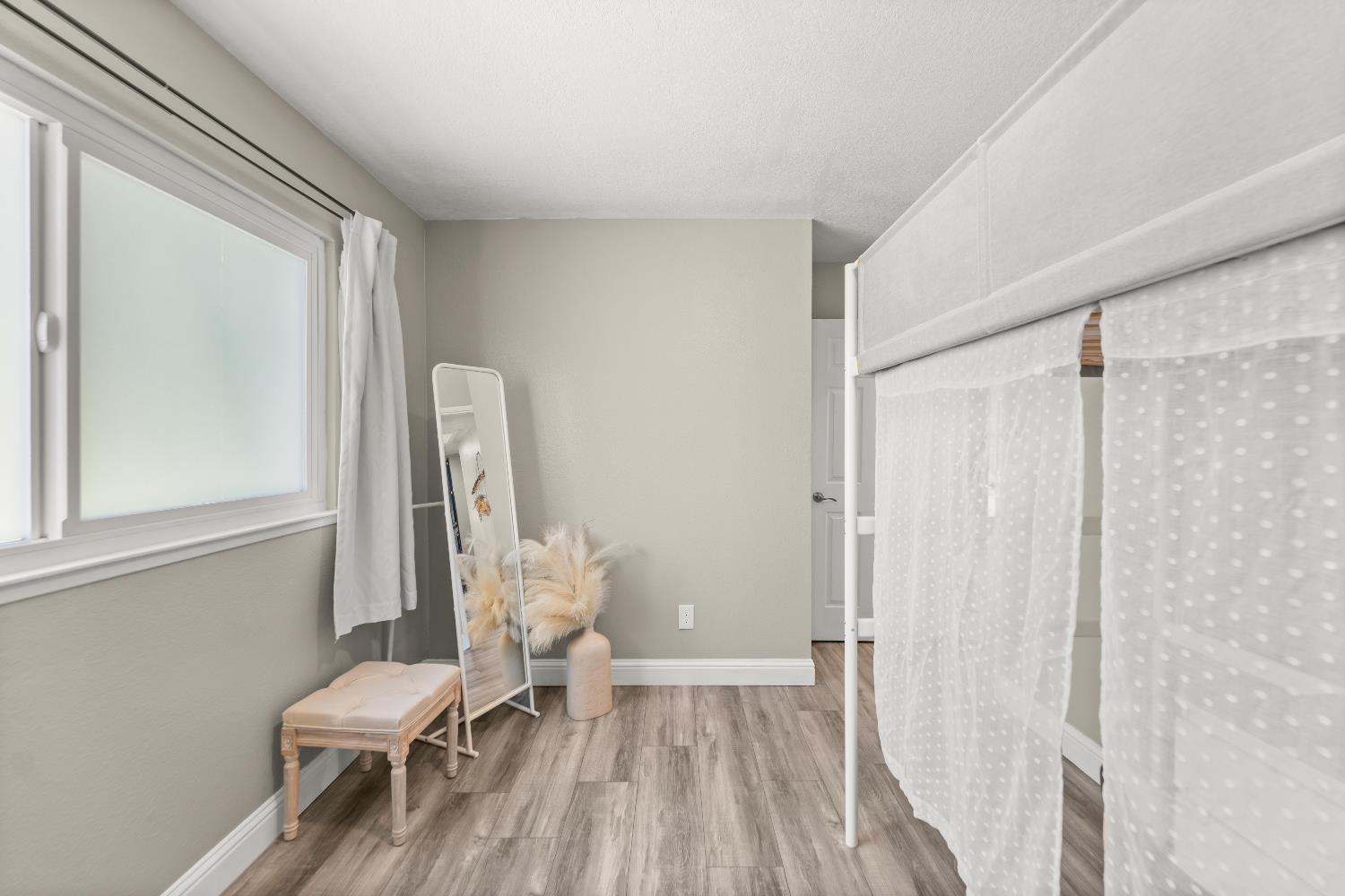 Detail Gallery Image 27 of 66 For 2915 Baronet Way, Sacramento,  CA 95833 - 4 Beds | 2 Baths