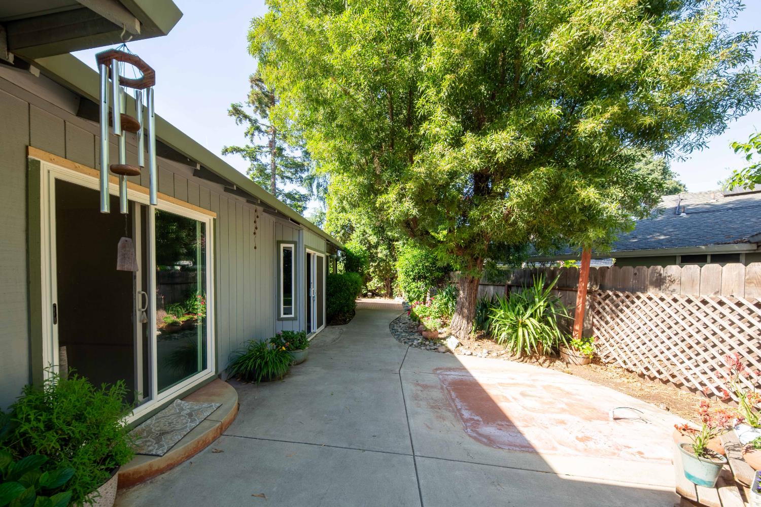 Detail Gallery Image 40 of 56 For 9412 Bonanza Dr, Stockton,  CA 95209 - 3 Beds | 2/1 Baths