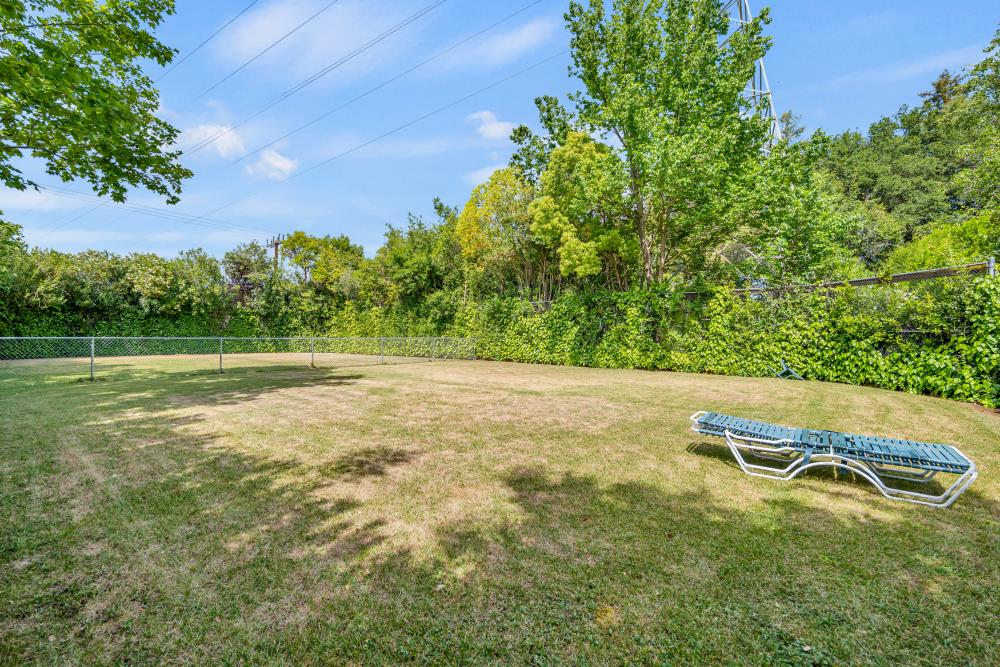 Photo #25: 225063831 Listing: Photo #25
