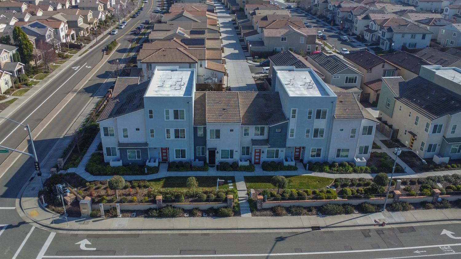 Detail Gallery Image 33 of 34 For 3862 Commerce Way, Sacramento,  CA 95834 - 3 Beds | 2/1 Baths
