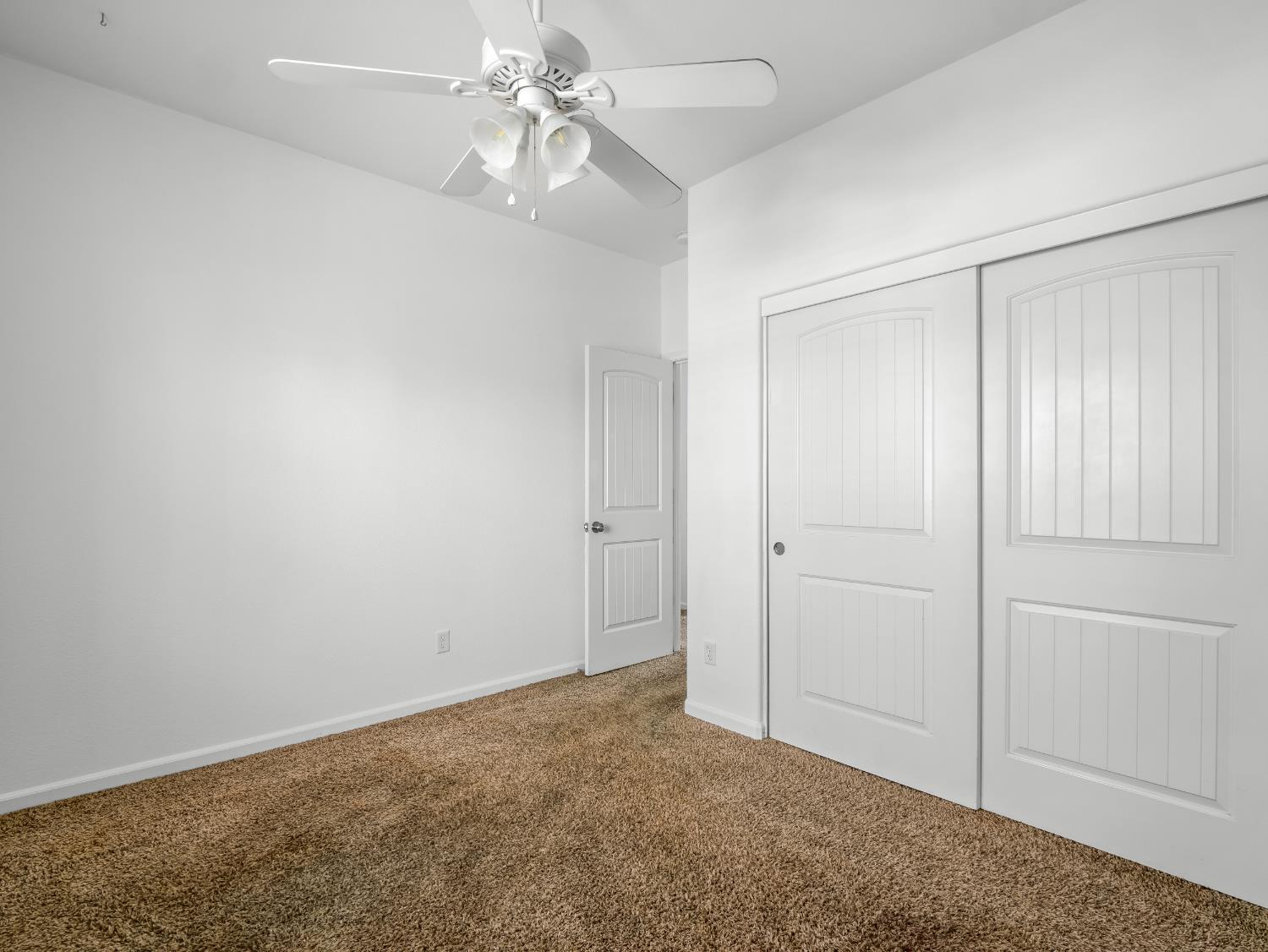 Detail Gallery Image 21 of 34 For 1585 Dallas St, Dinuba,  CA 93618 - 4 Beds | 2 Baths
