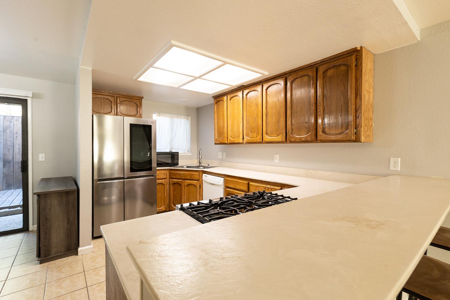 Detail Gallery Image 8 of 32 For 4029 Dale Rd #D,  Modesto,  CA 95356 - 2 Beds | 2/1 Baths
