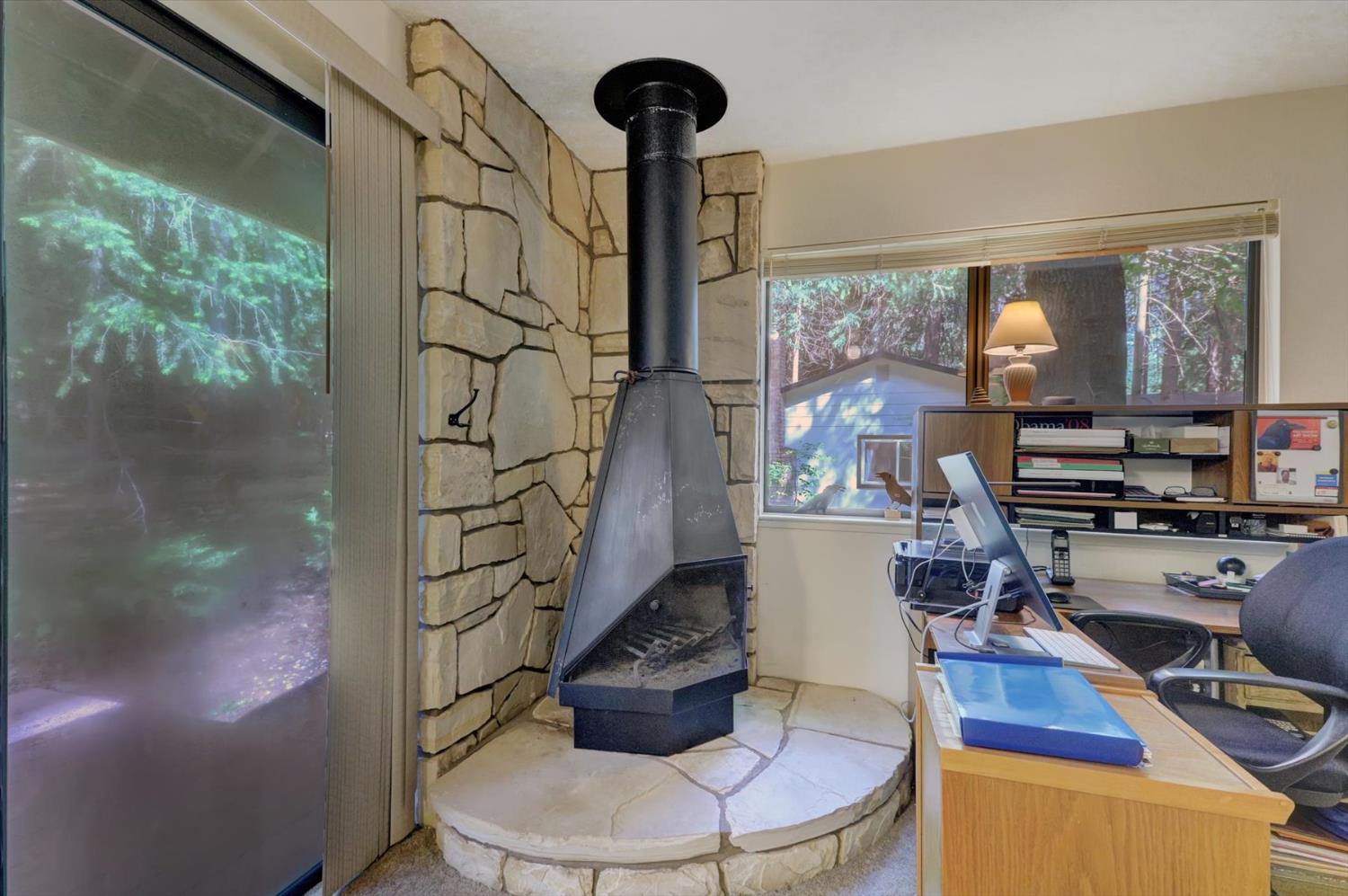 Detail Gallery Image 29 of 98 For 13480 Red Dog Rd, Nevada City,  CA 95959 - 3 Beds | 2/1 Baths