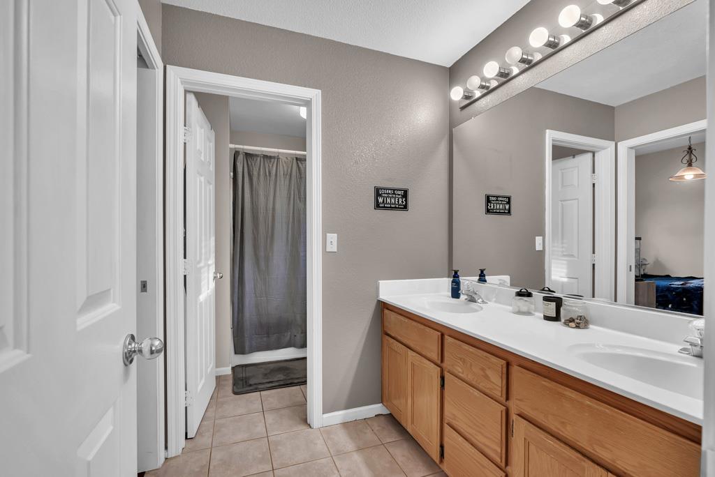 Detail Gallery Image 40 of 72 For 2709 Peridot Dr, Rescue,  CA 95672 - 4 Beds | 3 Baths