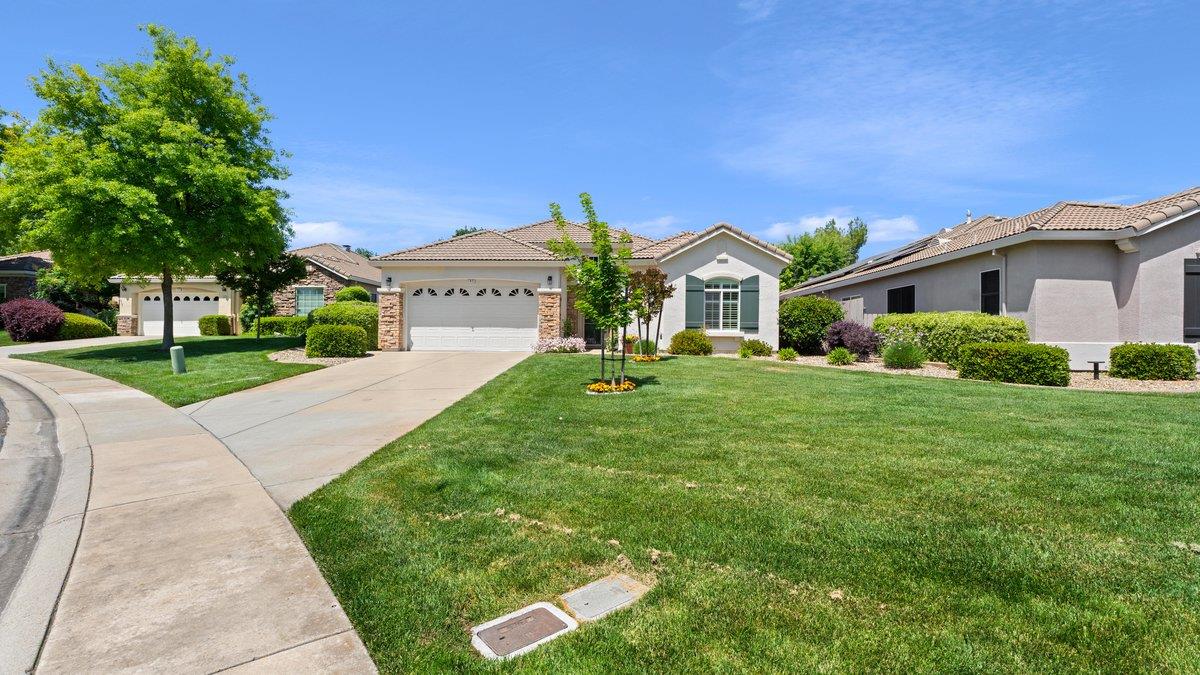 Detail Gallery Image 3 of 62 For 102 Slate Ridge Ct, El Dorado Hills,  CA 95762 - 2 Beds | 2 Baths