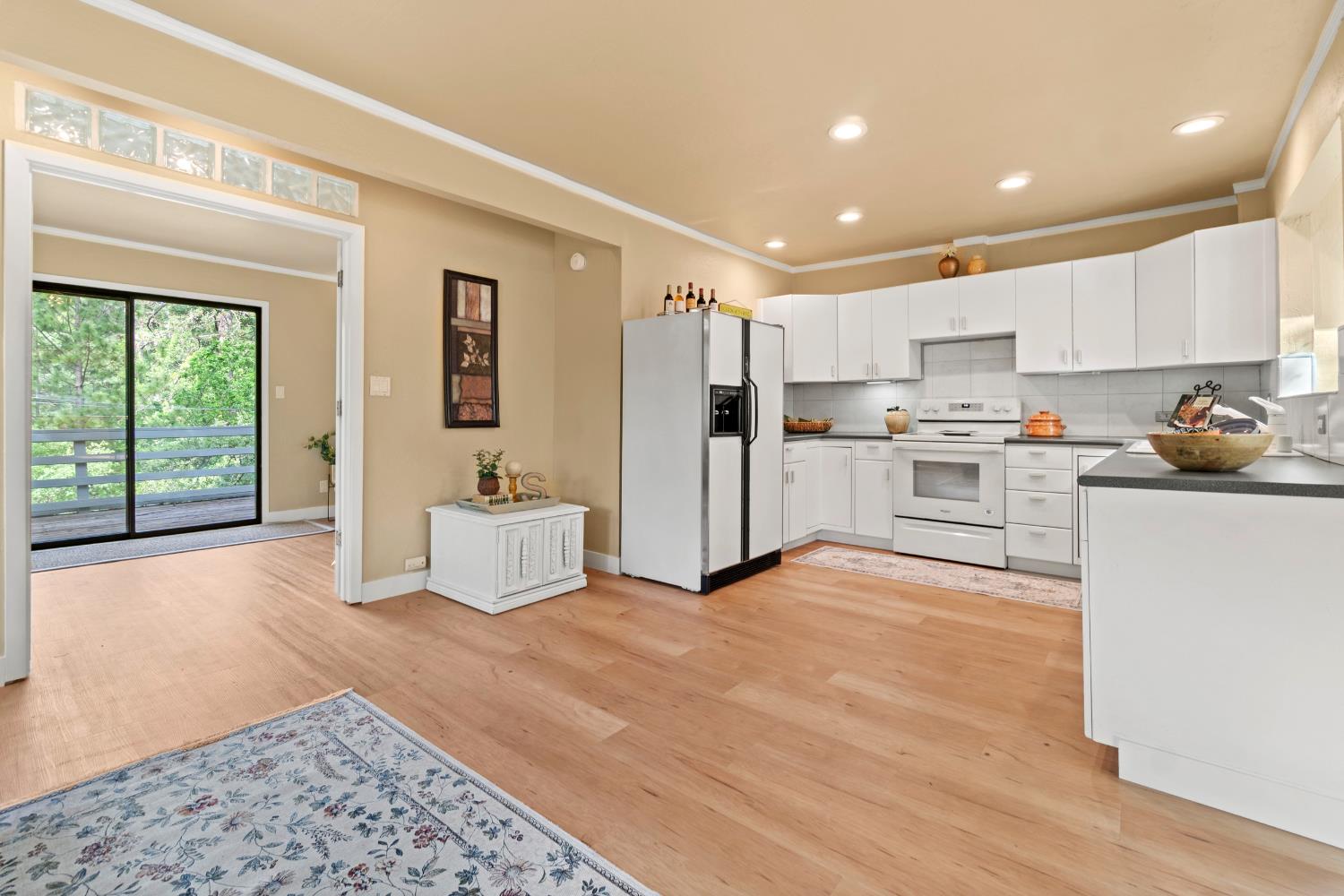 Detail Gallery Image 13 of 41 For 3233 Oriole Way, Placerville,  CA 95667 - 3 Beds | 2 Baths
