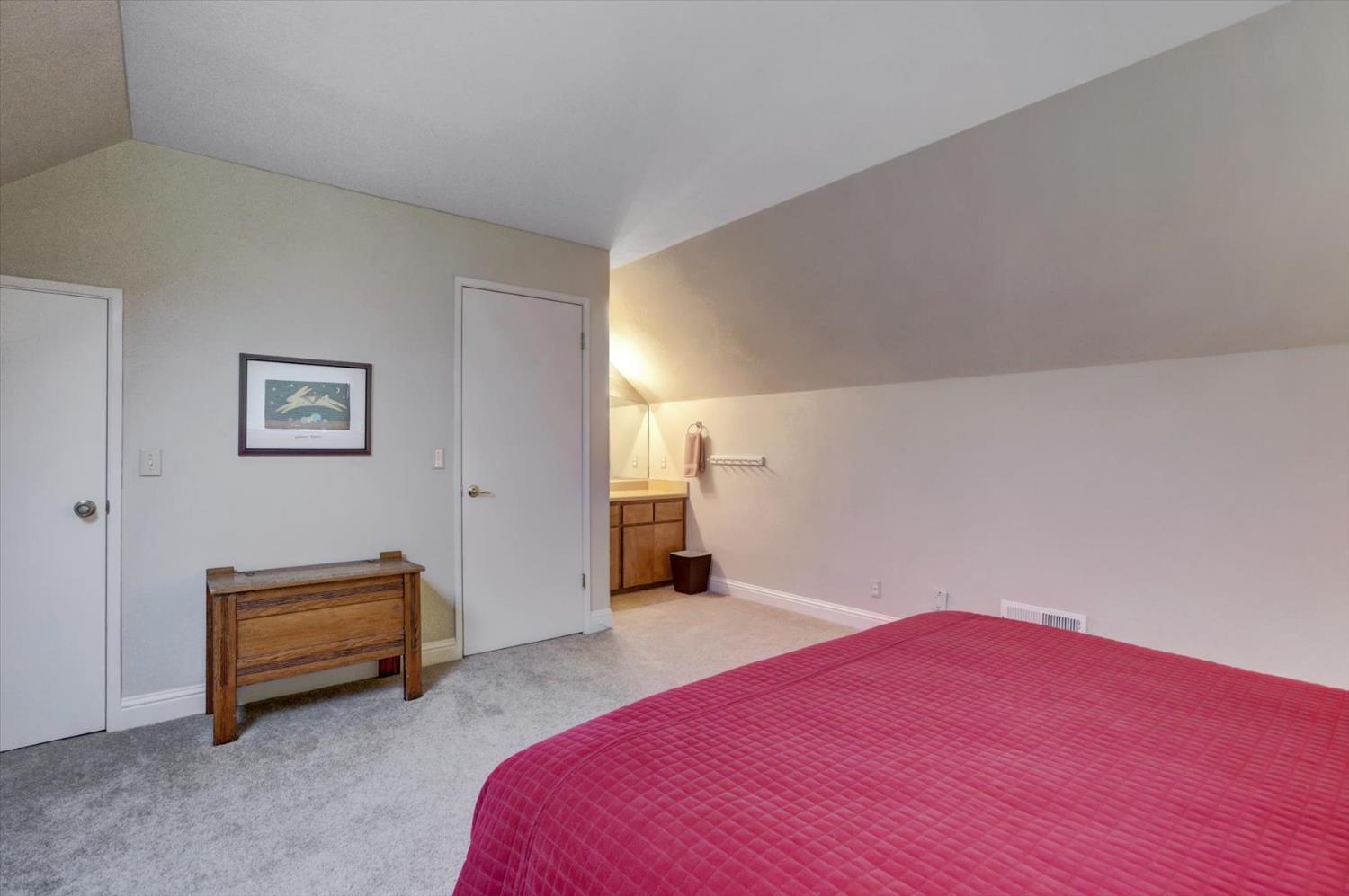 Detail Gallery Image 40 of 98 For 13480 Red Dog Rd, Nevada City,  CA 95959 - 3 Beds | 2/1 Baths
