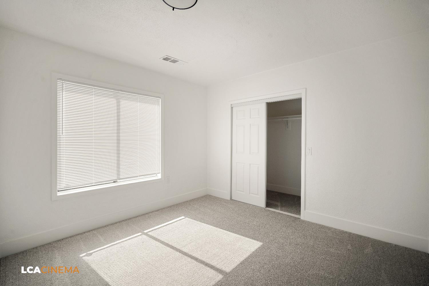 Detail Gallery Image 12 of 35 For 615 Decatur St, Bakersfield,  CA 93308 - 4 Beds | 2 Baths