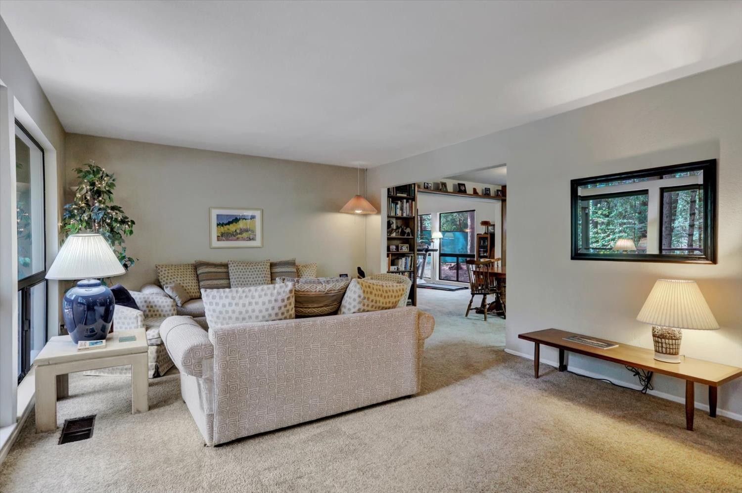 Detail Gallery Image 4 of 98 For 13480 Red Dog Rd, Nevada City,  CA 95959 - 3 Beds | 2/1 Baths