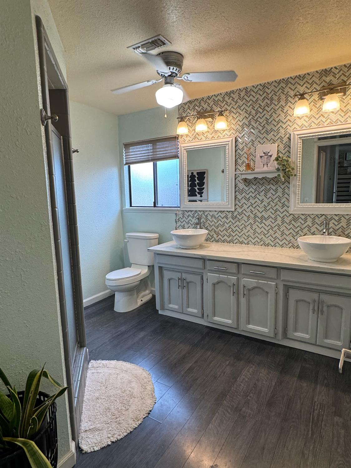Detail Gallery Image 15 of 26 For 6762 N Knoll Ave, Fresno,  CA 93711 - 3 Beds | 2 Baths