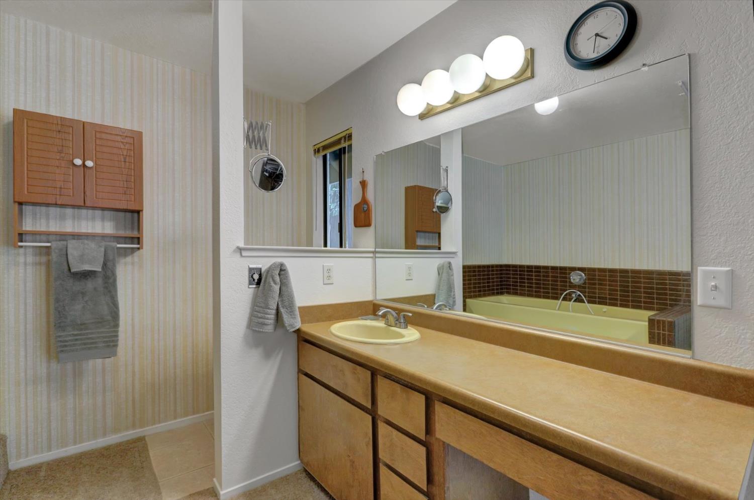 Detail Gallery Image 32 of 98 For 13480 Red Dog Rd, Nevada City,  CA 95959 - 3 Beds | 2/1 Baths