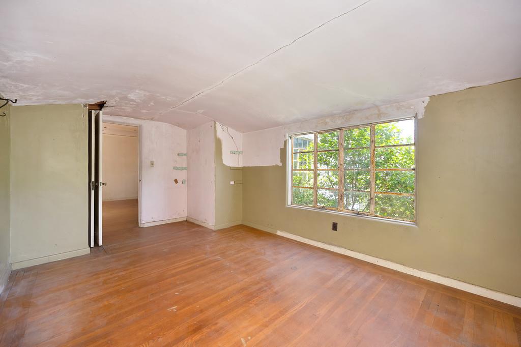 Detail Gallery Image 27 of 34 For 1701 4th Ave, Sacramento,  CA 95818 - 3 Beds | 1/1 Baths