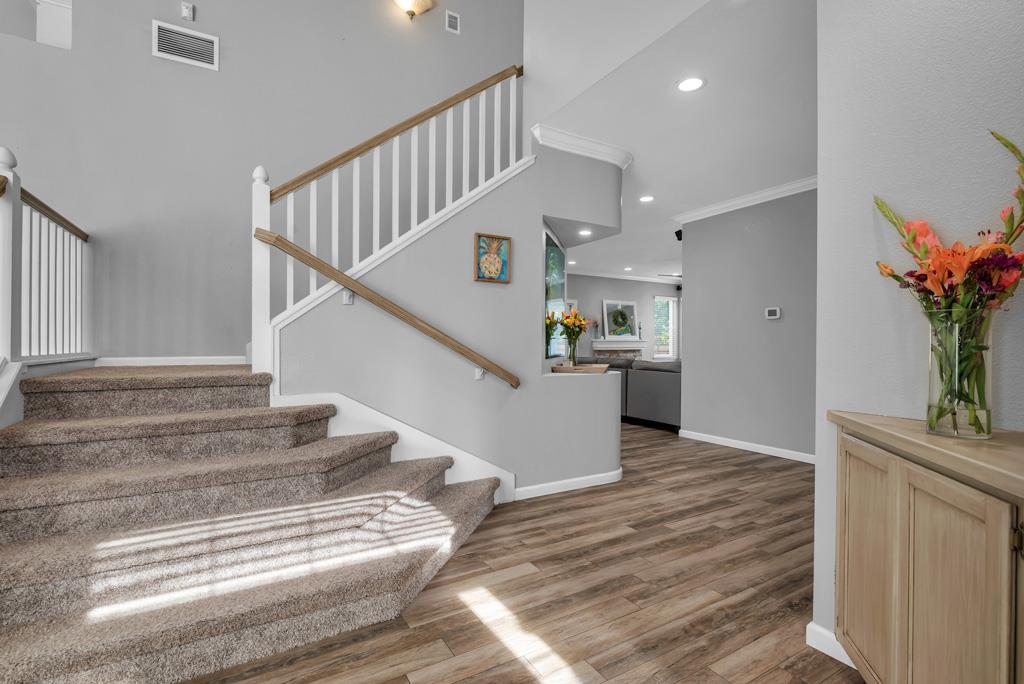 Detail Gallery Image 5 of 72 For 2709 Peridot Dr, Rescue,  CA 95672 - 4 Beds | 3 Baths