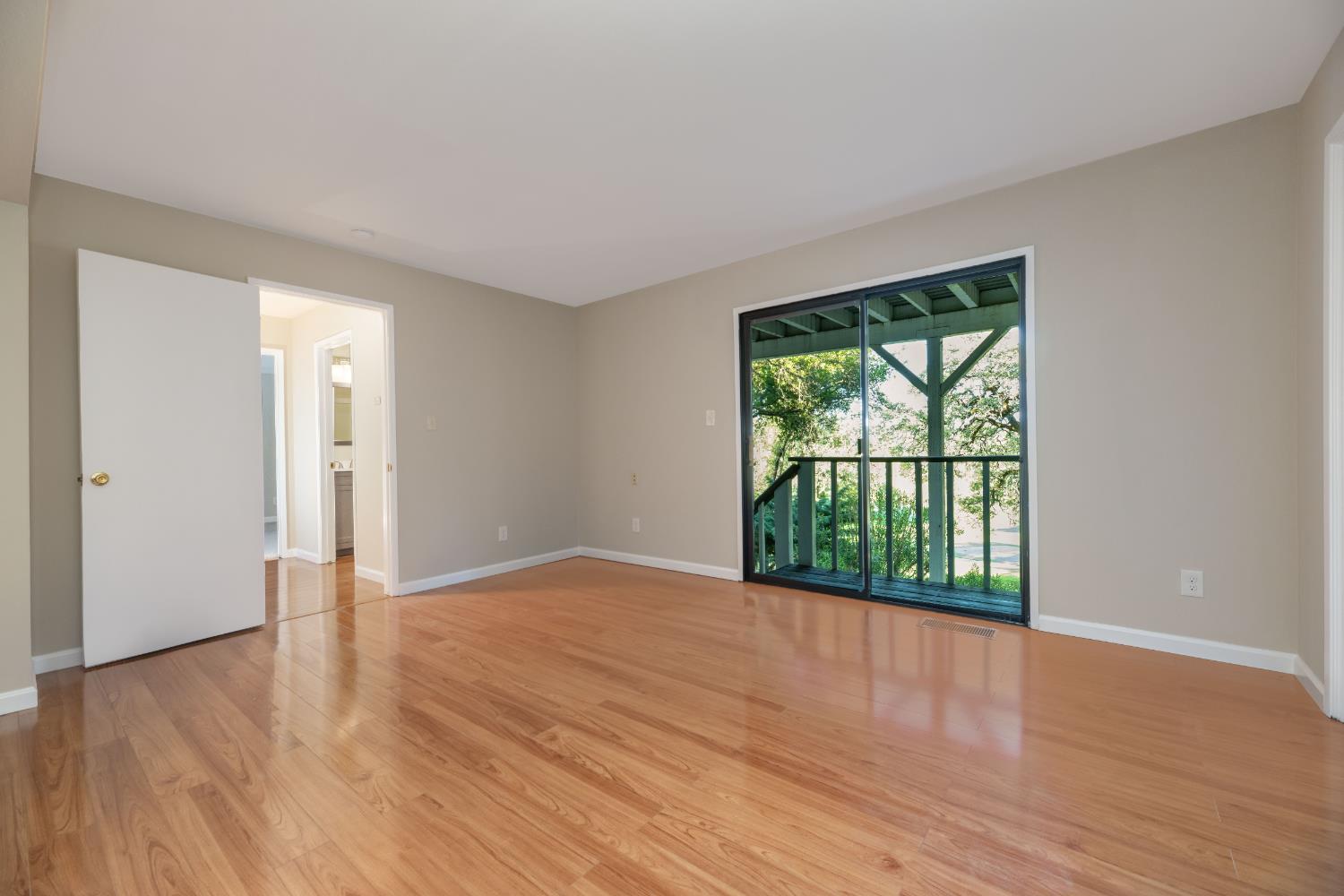 Detail Gallery Image 40 of 75 For 12540 Lake Wildwood Drive, Penn Valley,  CA 95946 - 4 Beds | 2 Baths