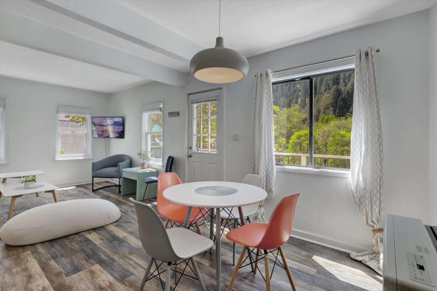 Detail Gallery Image 40 of 93 For 200 Main St, Downieville,  CA 95936 - 3 Beds | 4 Baths