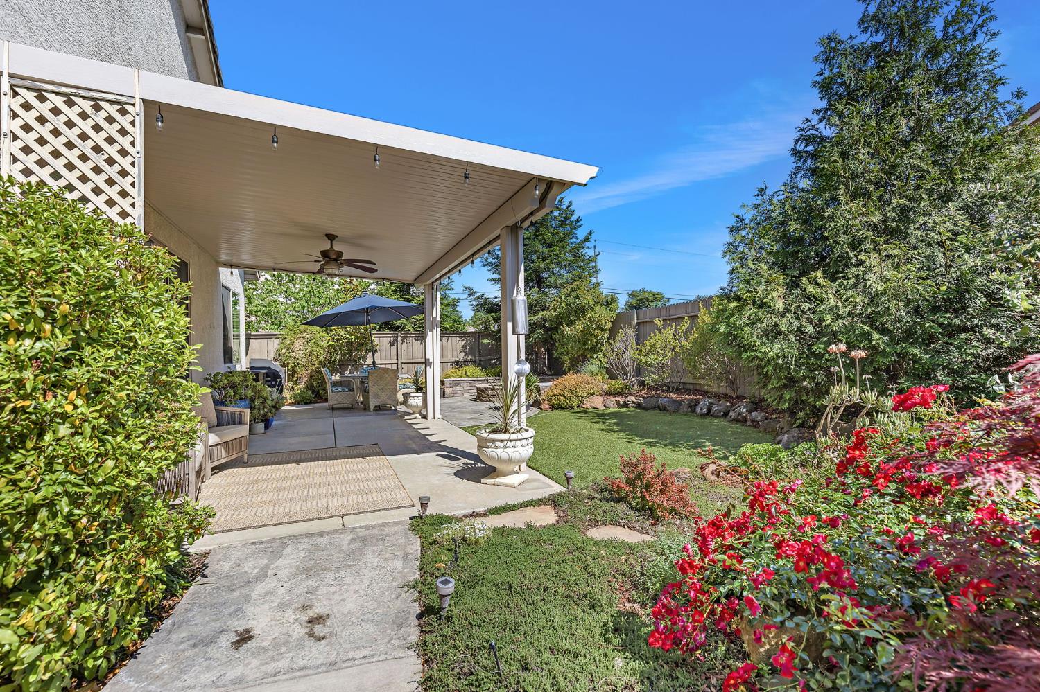 Detail Gallery Image 31 of 35 For 2096 Cattledrive Way, Roseville,  CA 95747 - 3 Beds | 3 Baths