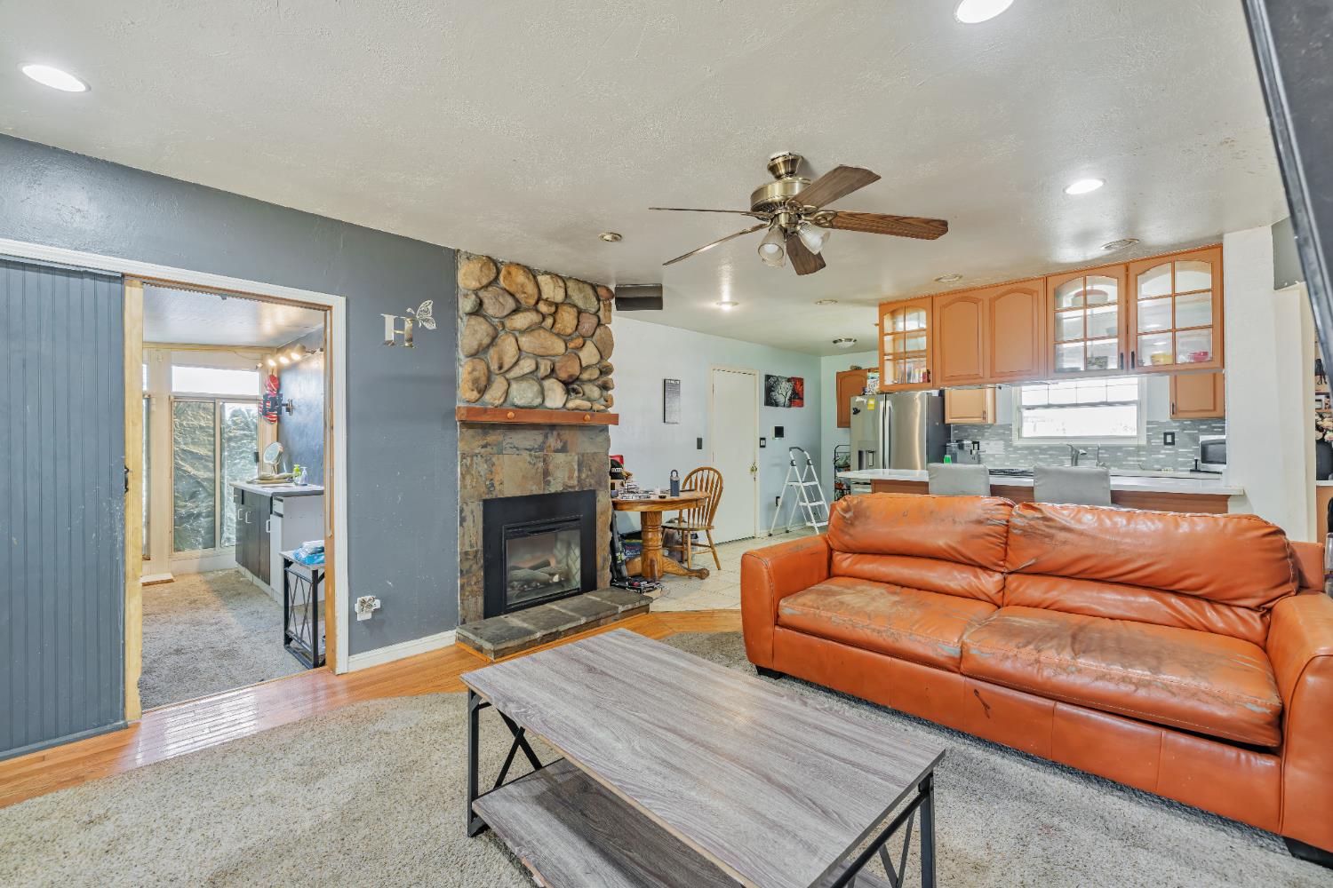 Detail Gallery Image 12 of 42 For 3212 Hurley Way, Sacramento,  CA 95864 - 3 Beds | 1 Baths