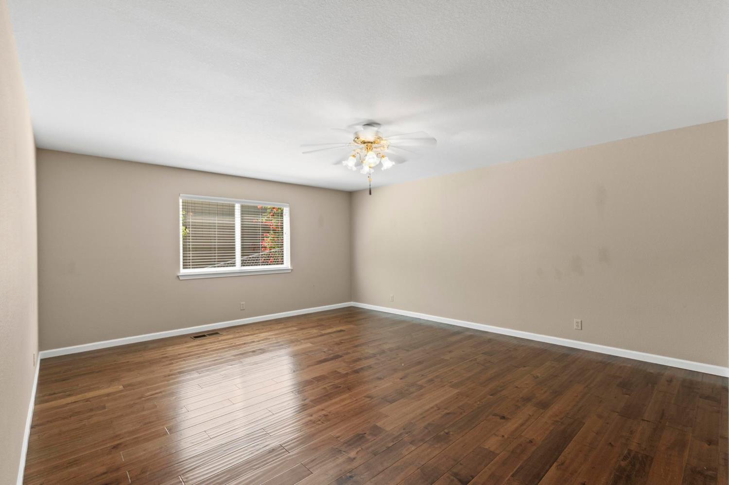 Detail Gallery Image 52 of 63 For 5419 Royal Oaks Dr, Oroville,  CA 95966 - 4 Beds | 2/1 Baths